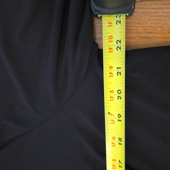 R&M COLLECTION BRAND WOMEN'S FANCY BLACK SHRUG SIZE LARGE - Picture 11 of 15